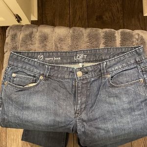 Ann Taylor Loft Curvy boot jean size 10